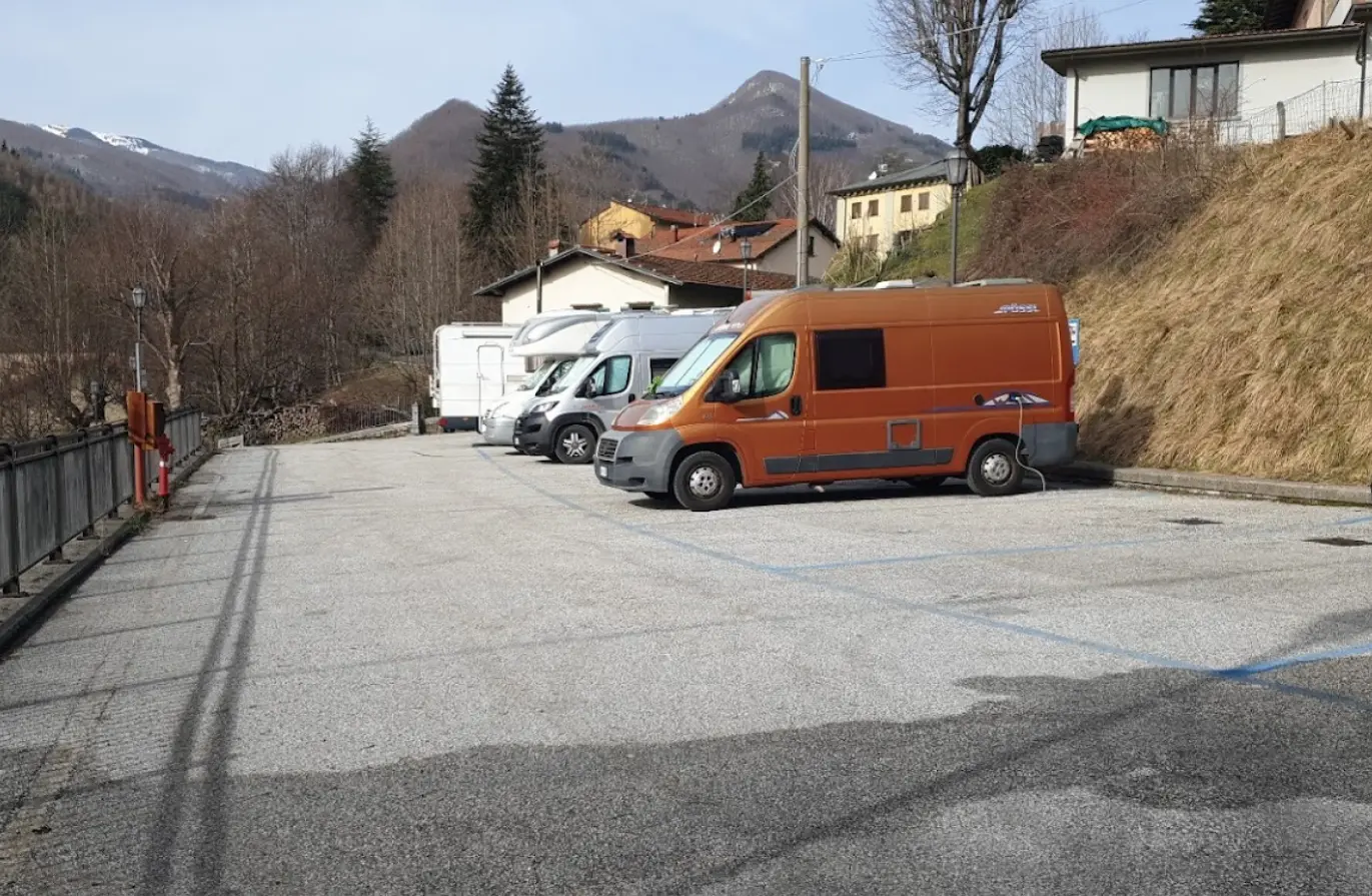 Area Sosta Camper Cutigliano